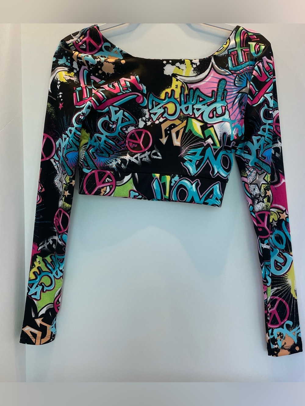 Love Star Shirt/Top/Crop. Long Sleeves. Zip. Y2K. Graffiti. Medium. Women’s M - Picture 5 of 11